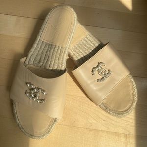 Chanel flip flops
